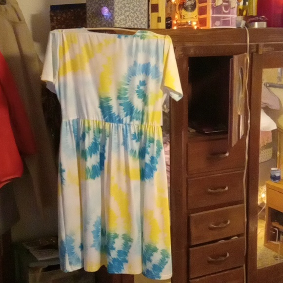 Tye Dye Summer Dress - Picture 2 of 3